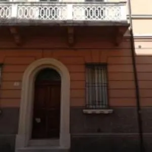 Porta Merlonia House Grazioso Monolocale , Forlì Italia