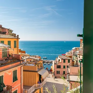 La Vista Di Marina By The First , Riomaggiore Italia